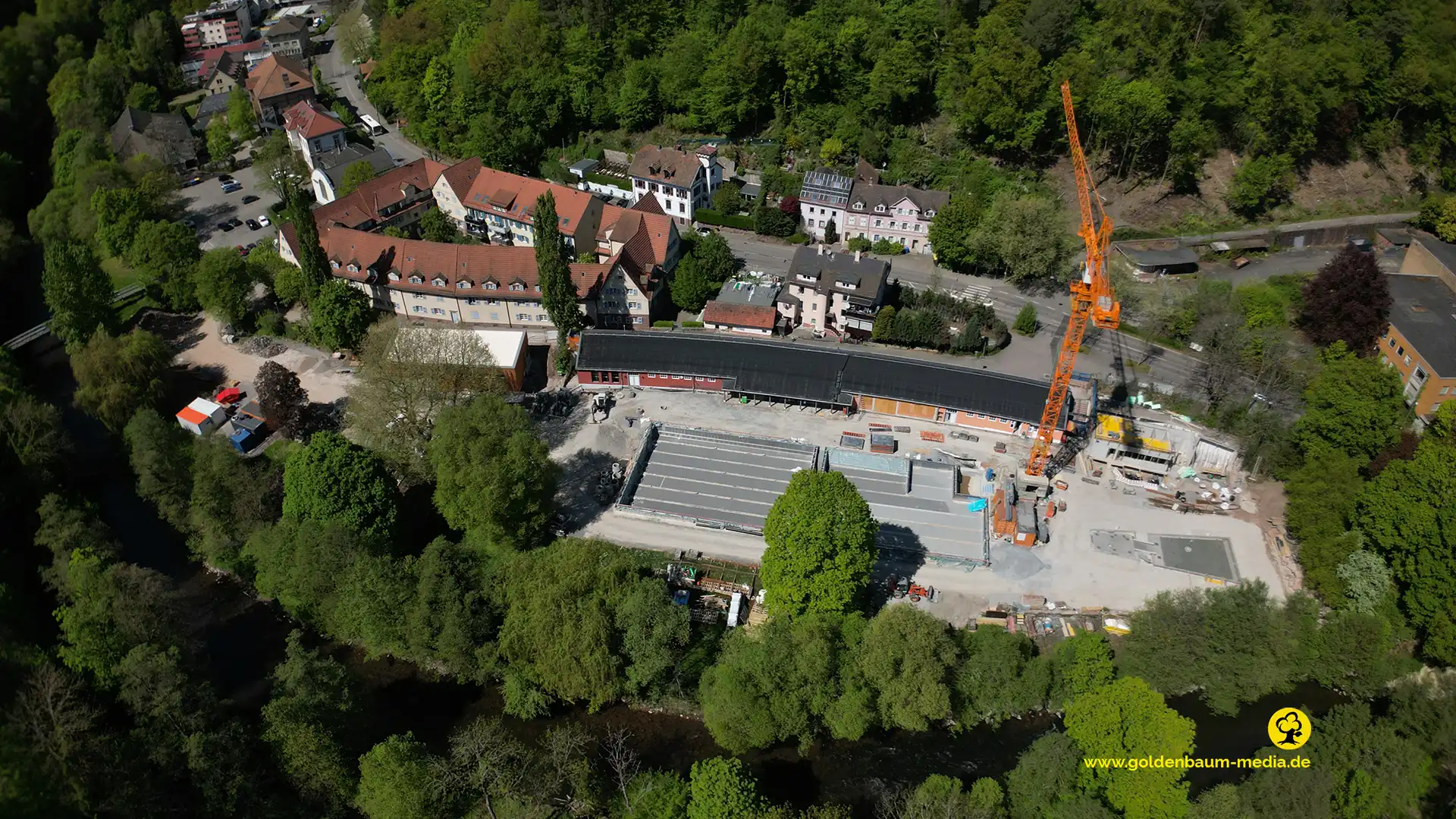 Luftbild vom Nagoldbad von Burgruine Rabeneck